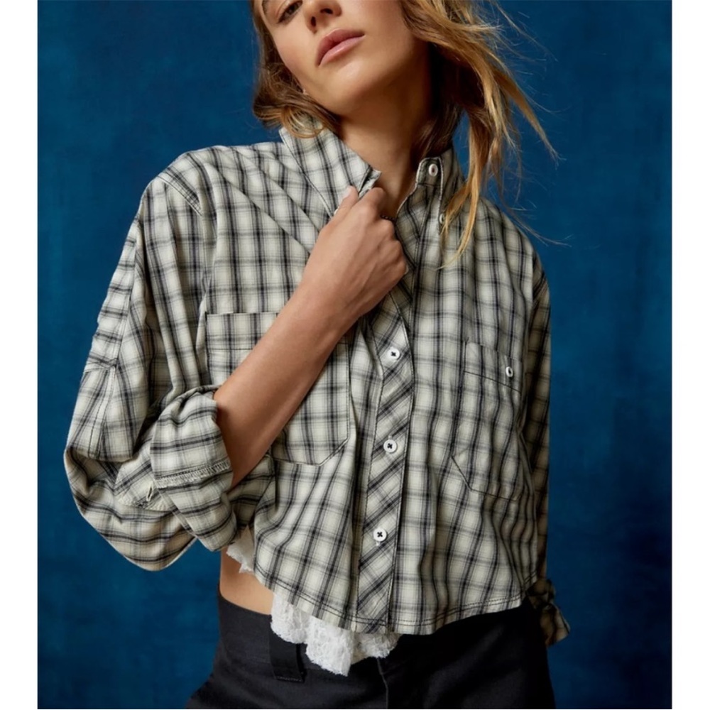 BDG Corey Oversized Cropped Button Down Flannel Shirt